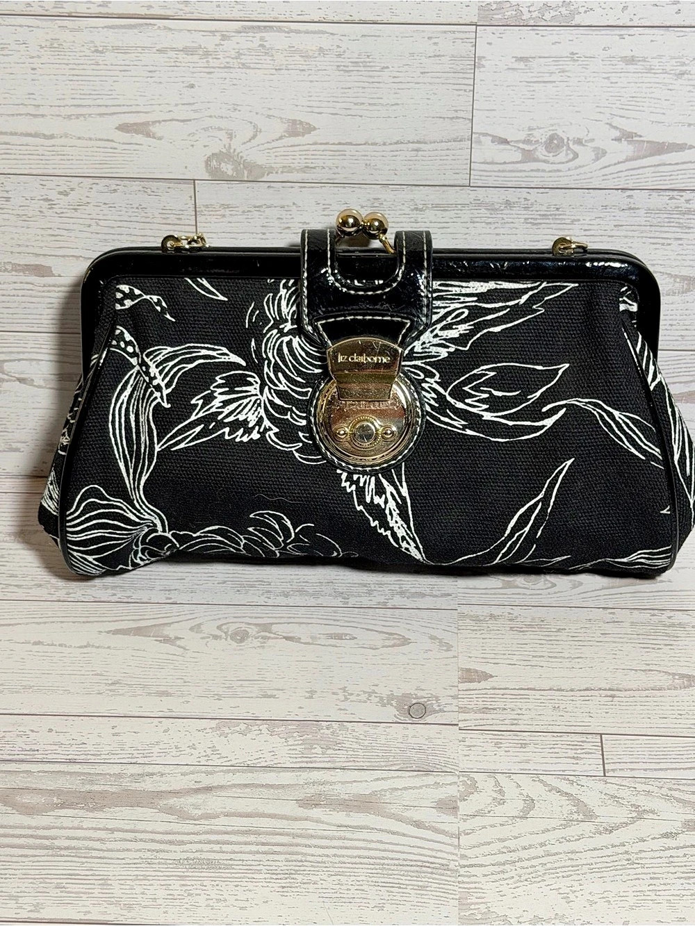 Liz Claiborne Vtg Black White Floral Kiss Lock Clutch Purse Chain Strap Evening